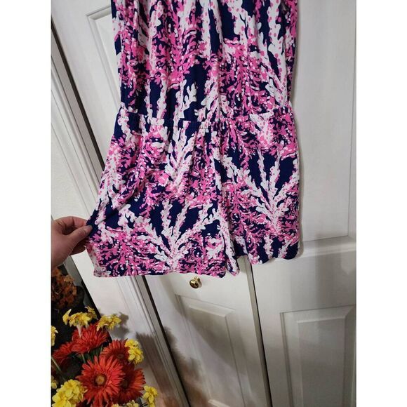 Women's Lilly Pulitzer Beyond The Reef Romper Size Small - Picture 3 of 8